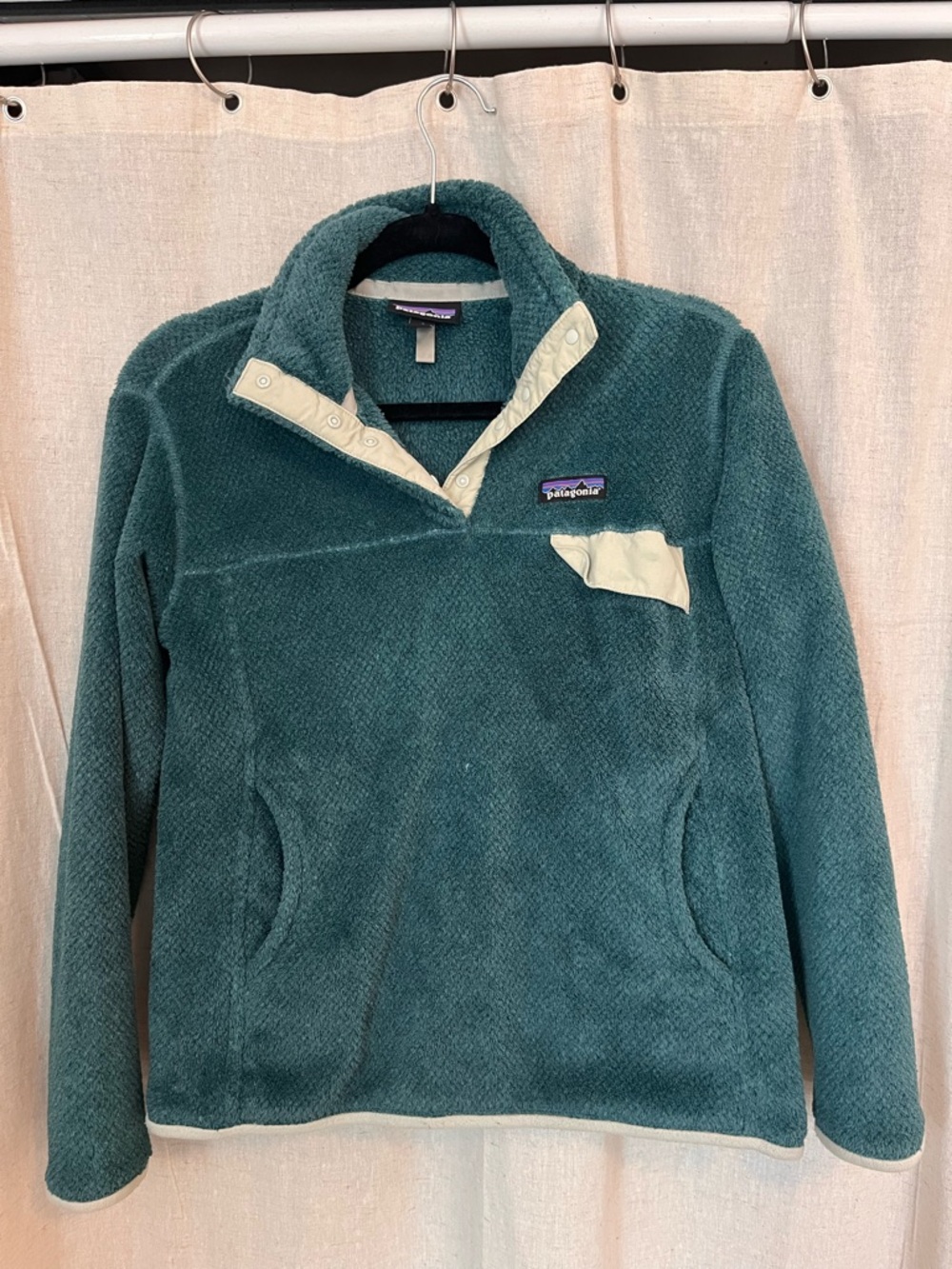 Patagonia Teal Fleece Pullover with Cream Accents